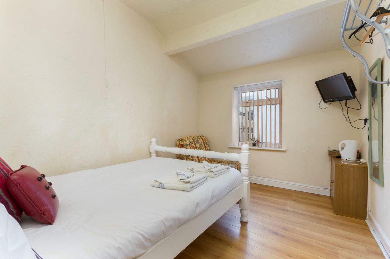 Brecks Bed and breakfast 2*